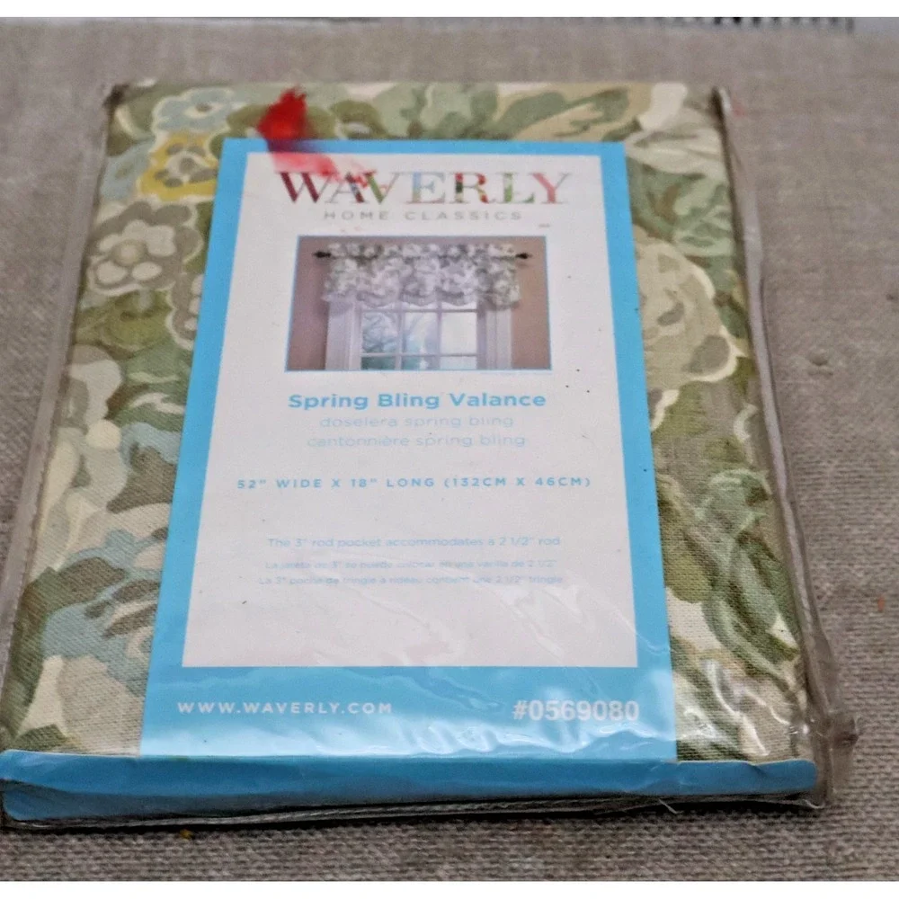 Waverly Spring Bling Valance‎ 52X18 in Window Country Green Floral